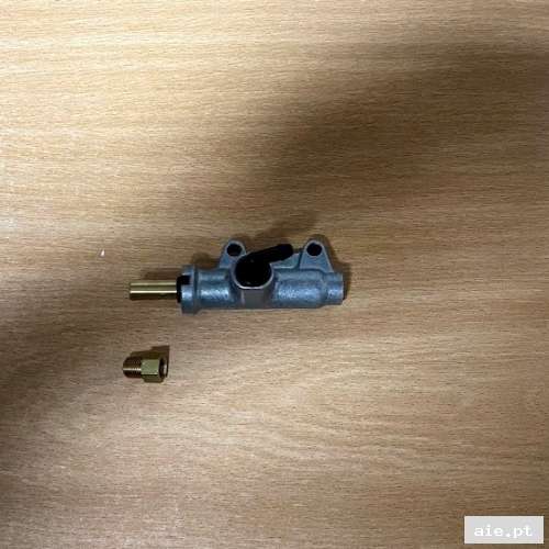 Part Number : 06110143 REAR MASTER CILINDER POL - Acessórios
